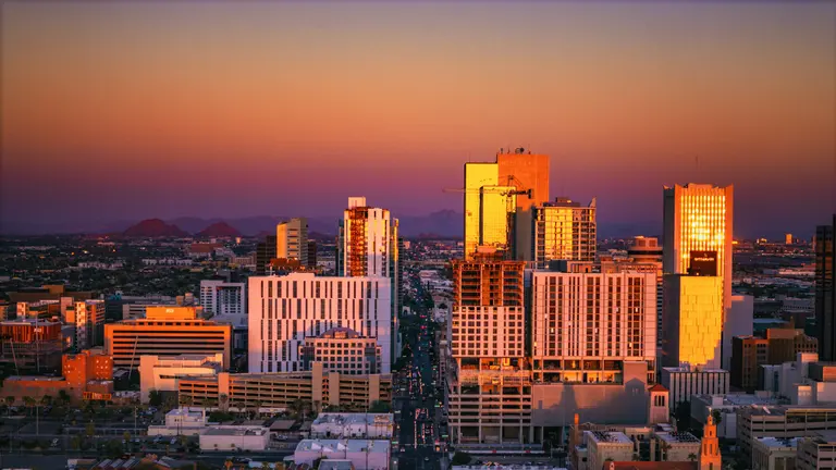 Phoenix, AZ skyline